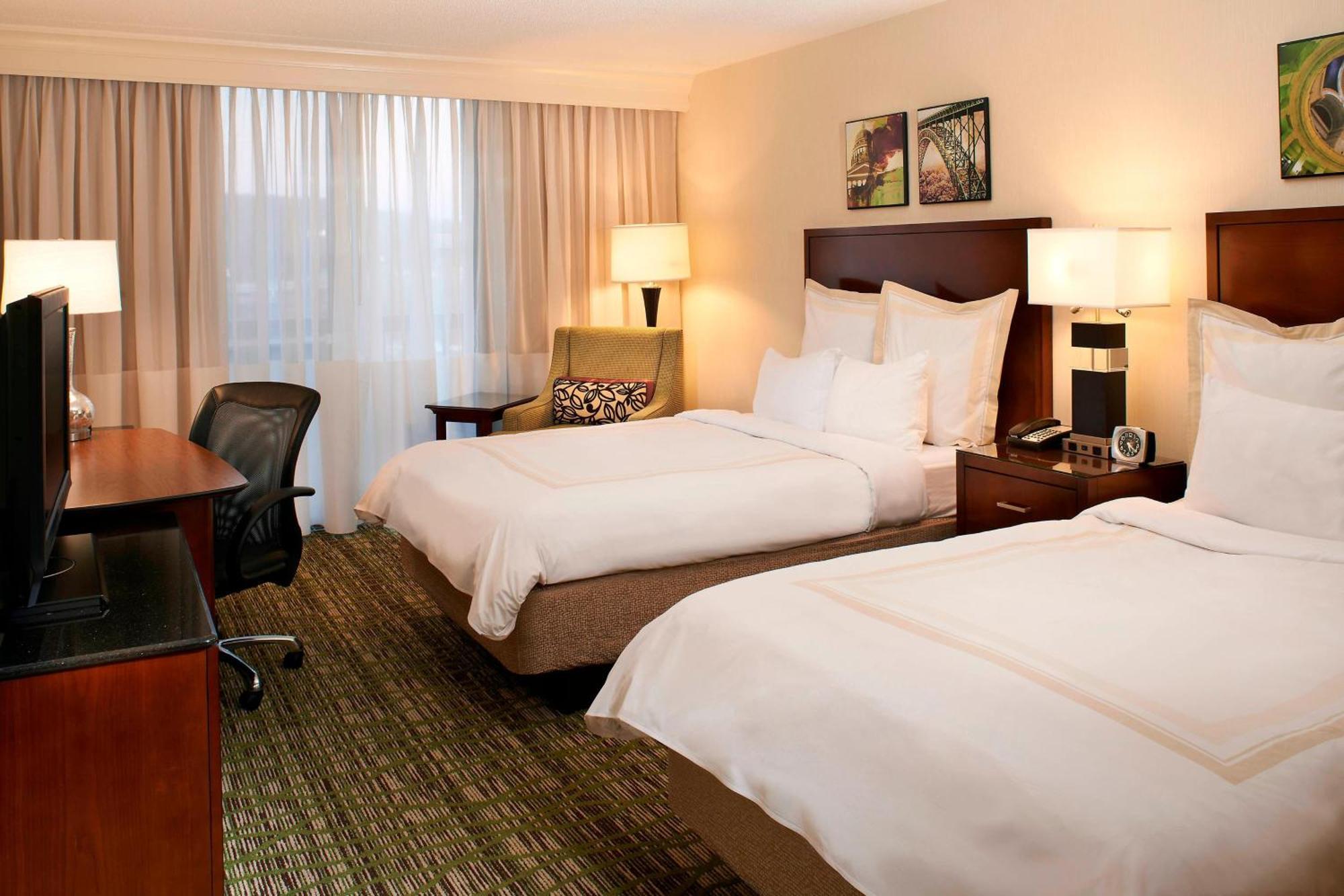מלון Charleston Marriott Town Center מראה חיצוני תמונה