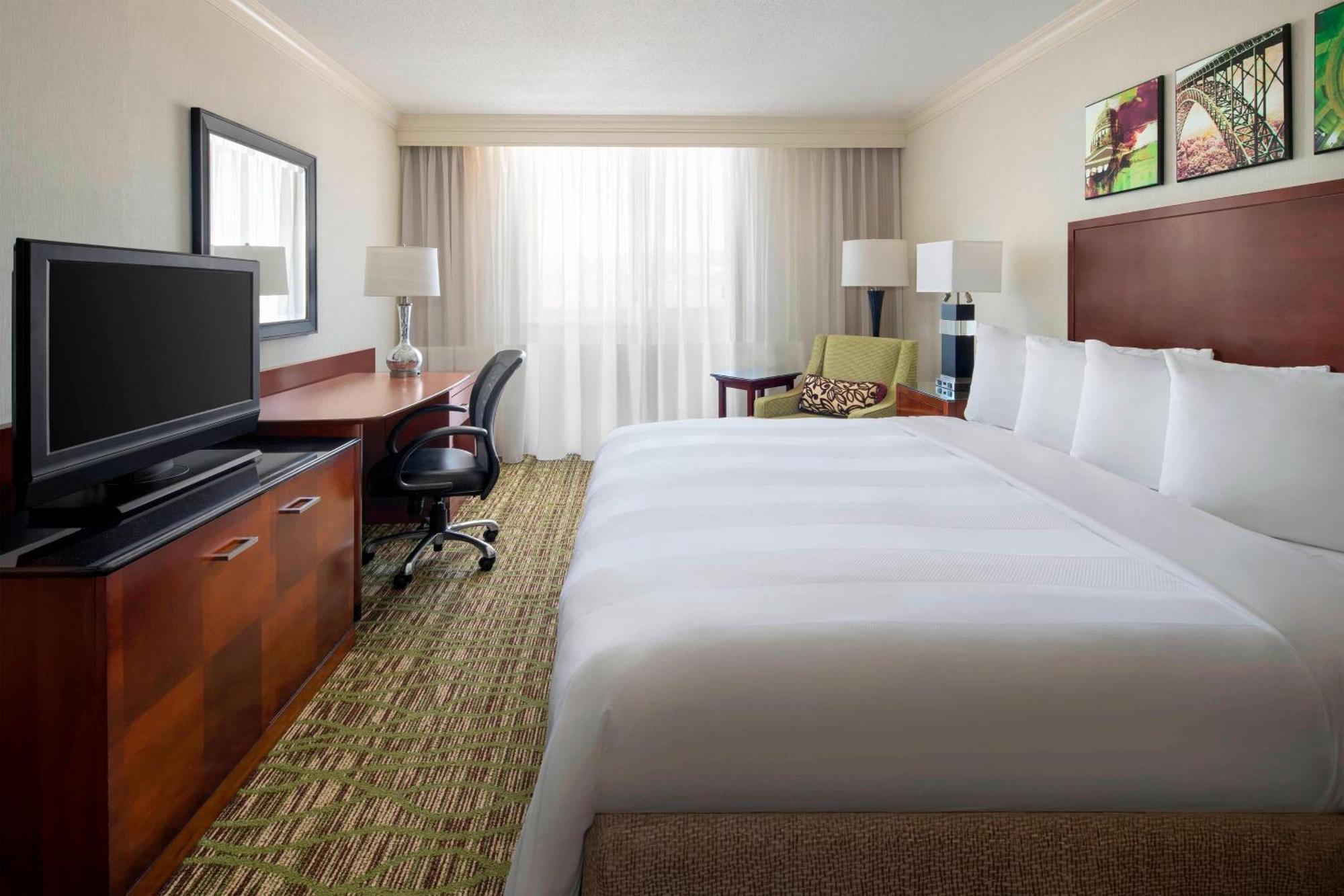מלון Charleston Marriott Town Center מראה חיצוני תמונה
