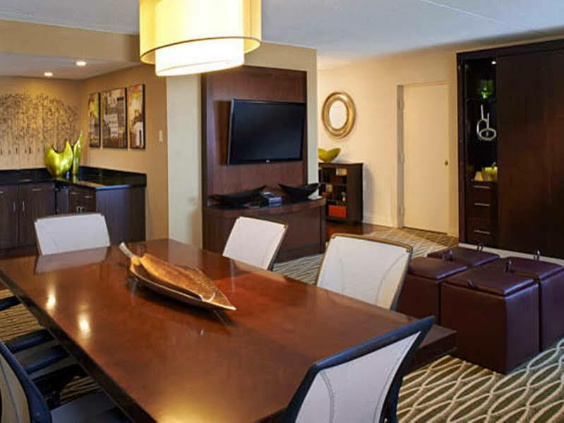 מלון Charleston Marriott Town Center מראה חיצוני תמונה